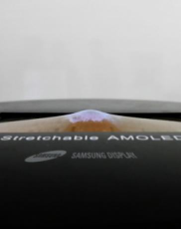 Samsung показала растяжимый OLED-дисплей