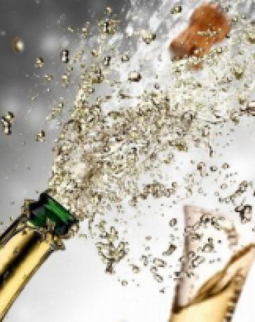 Это шампанское можно пить даже в космосе!