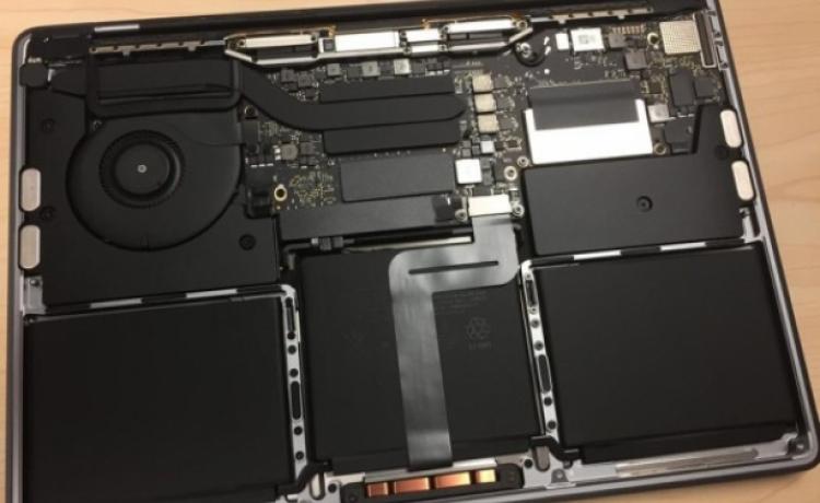 У младшего MacBook Pro обнаружился съемный SSD