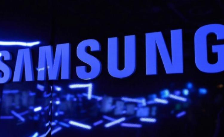 Samsung сообщила, что представит одно устройство для всего