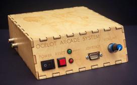 Пользовательская осциллографическая консоль отдает дань памяти играм Star Fox и Asteroids