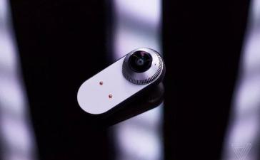 Съемная камера для Essential Phone теперь поддерживает стримы в Facebook Live на 360 градусов