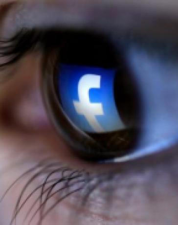 Facebook записывает движение ваших губ и многую другую информацию
